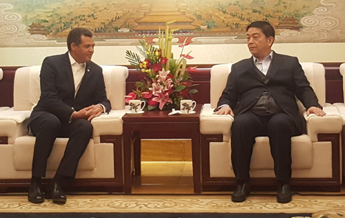  Visite officielle en Chine du Ministre des Affaires présidentielles et de la Défense Nationale, Monsieur Etienne MASSARD KABINDA MAKAGA.